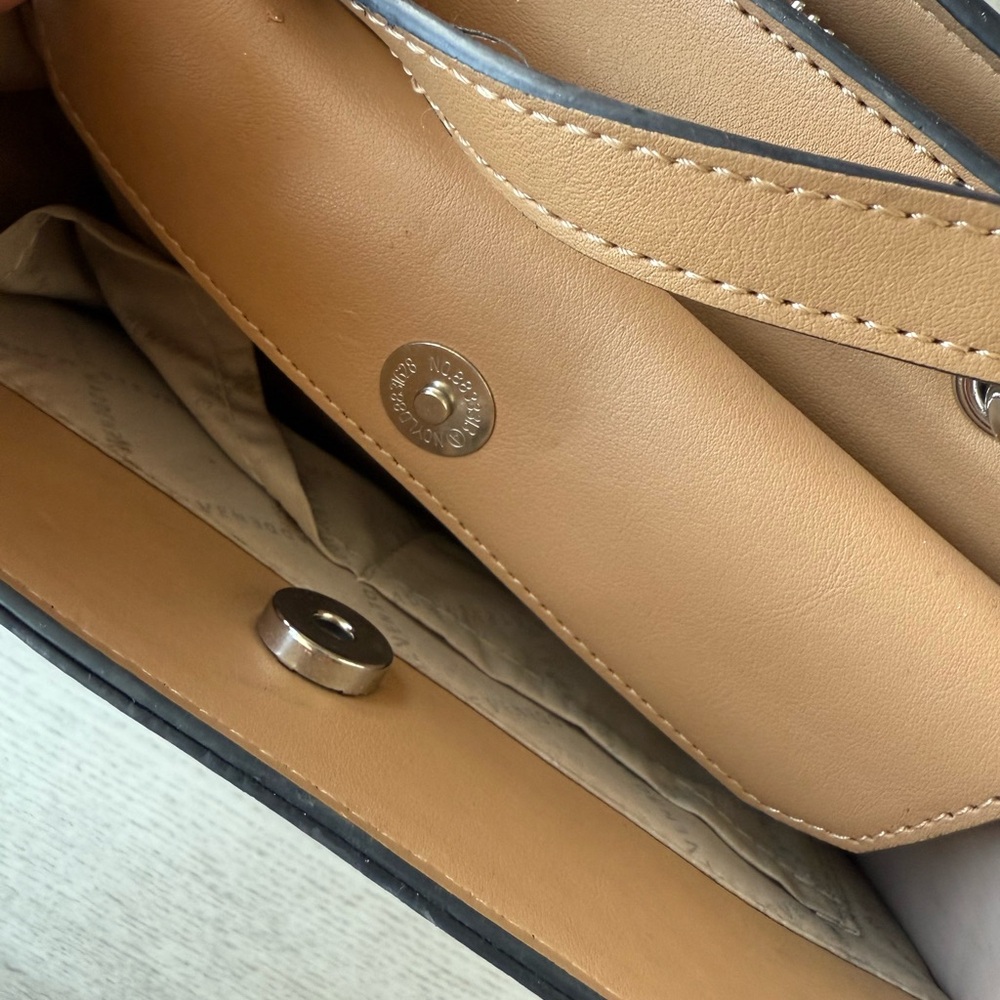 Steve Madden Beige Crossbody Bag with Pouch - Picture 7 of 9